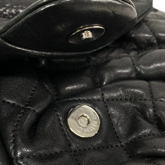 Auth CHANEL Chain Around / Matelasse A49889 Black Leather Shoulder Bag - Picture 12 of 16